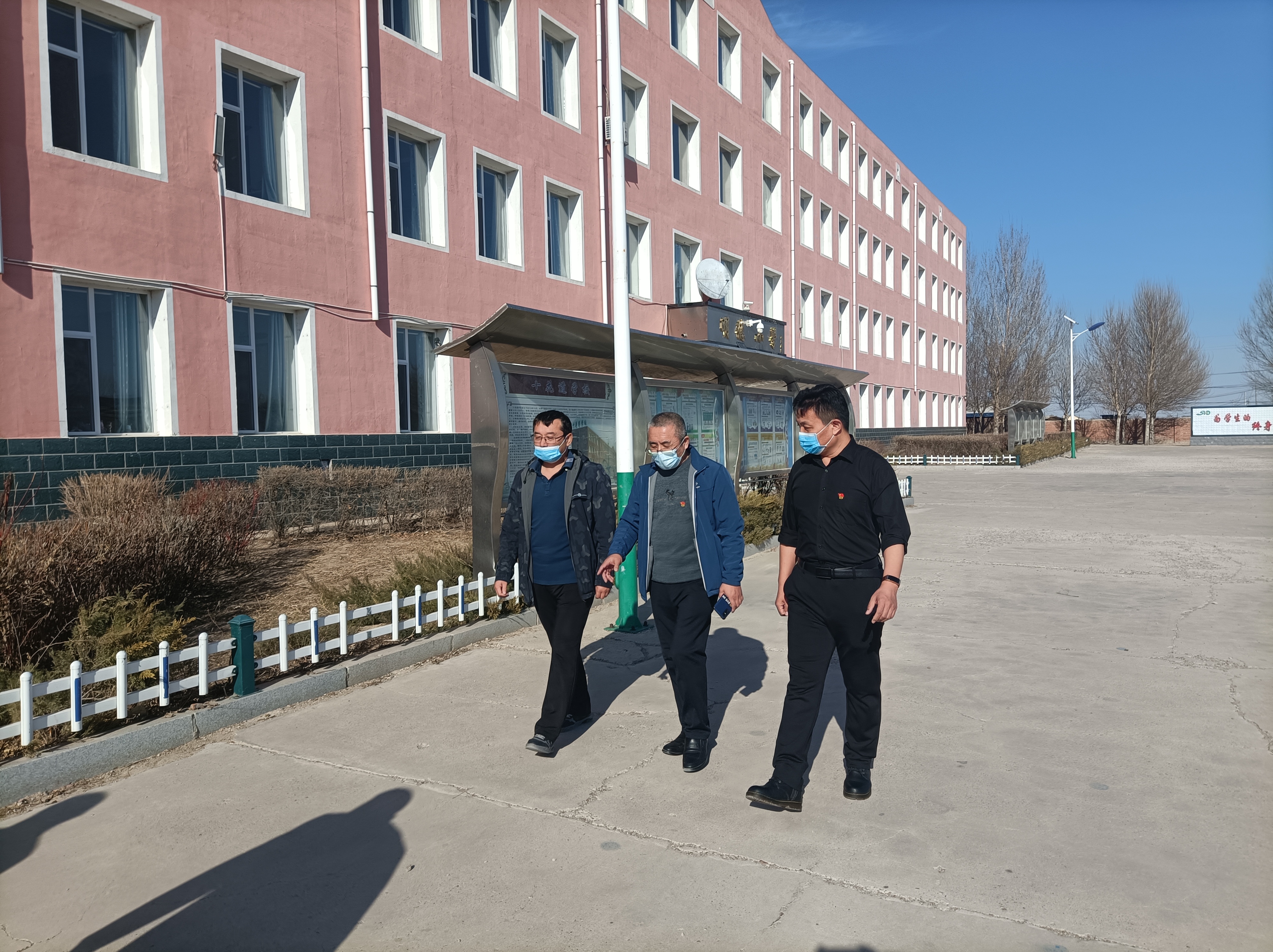 县疾控中心到十花道学校检查指导工作