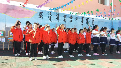 向海学校举办“欢乐童年 精彩无限” 庆祝建党100周年“六一”文艺汇演