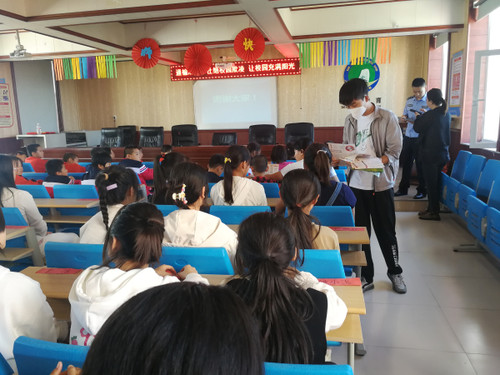 2023法院进校园2.jpg