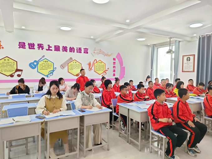 _20240522刘婷劳动技术 (4).jpg