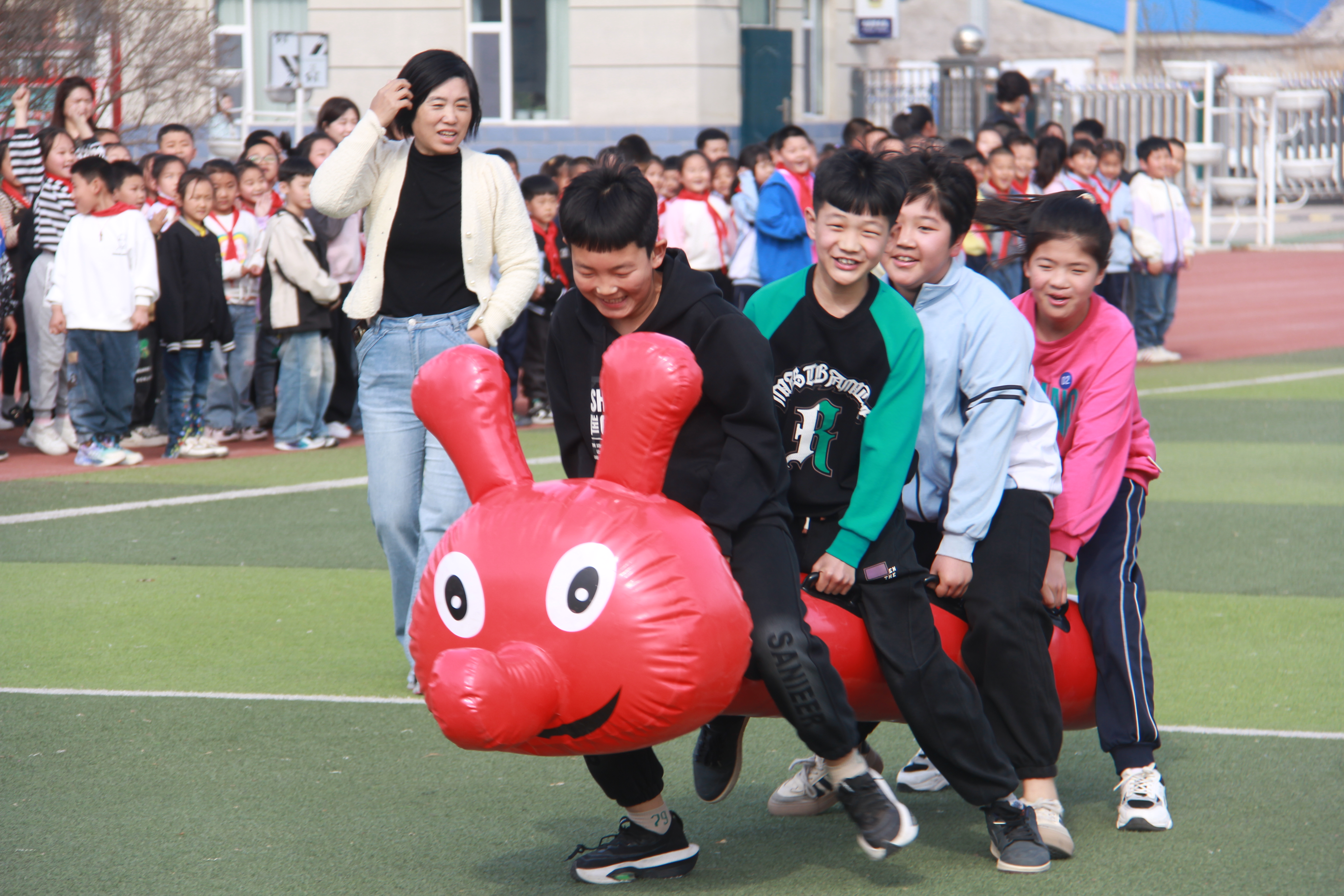 体育比赛毛毛虫 (10).jpg