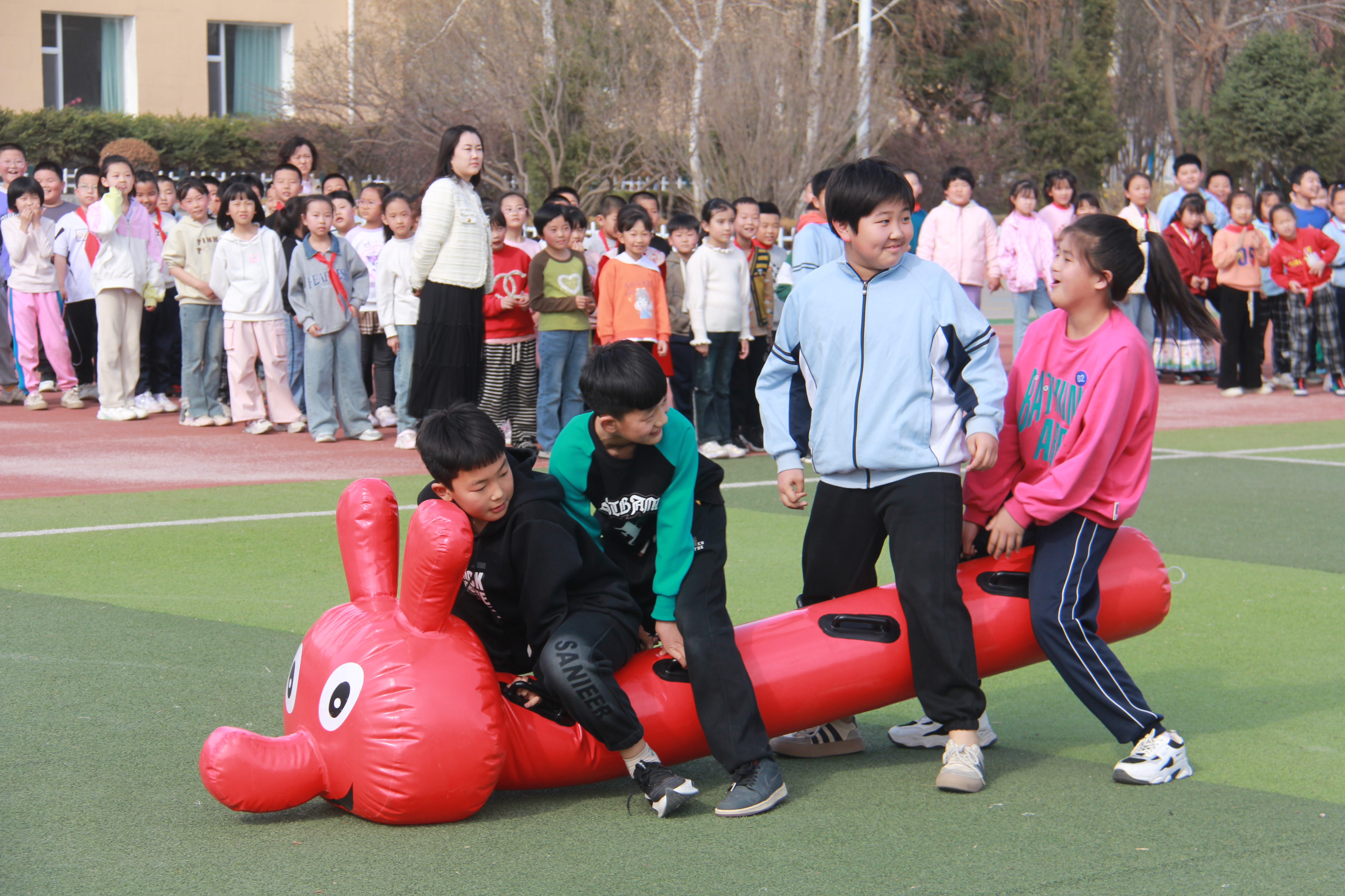 体育比赛毛毛虫 (13).jpg